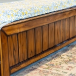 Pannel Bed